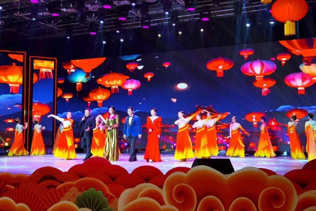 内蒙古春节联欢晚会图片