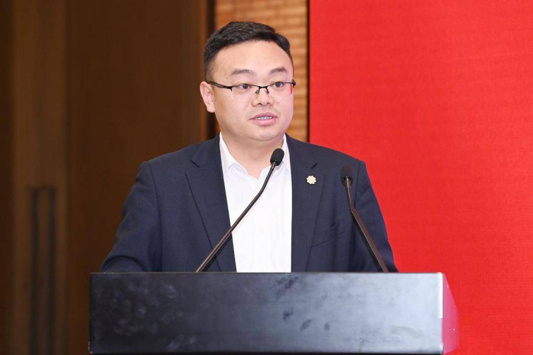 周建华,香格里拉集团中国区助理副总裁卢志文,上海市东湖(集团)有限