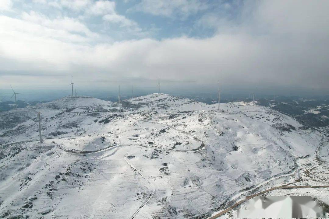 今年第一波_雪景_李灵_威宁