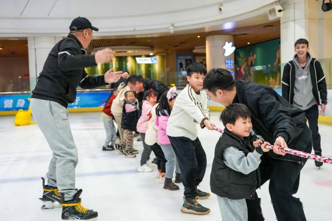 以樂趣促推廣,雲南掀起暖冬冰雪風潮_活動_滑冰_運動