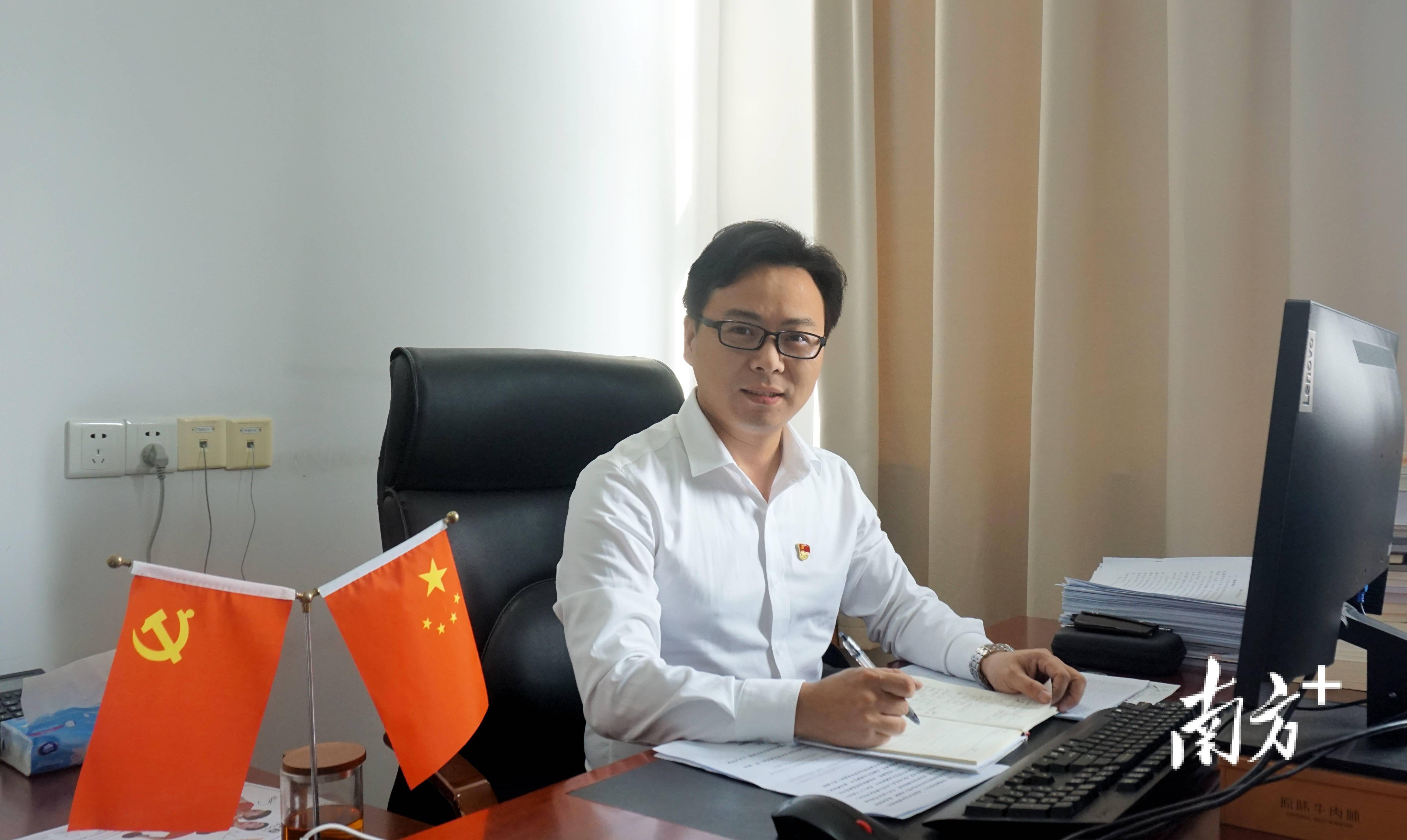 市政协委员欧阳辉:关注建设高质量教育体系|江门两会·履职记_人才