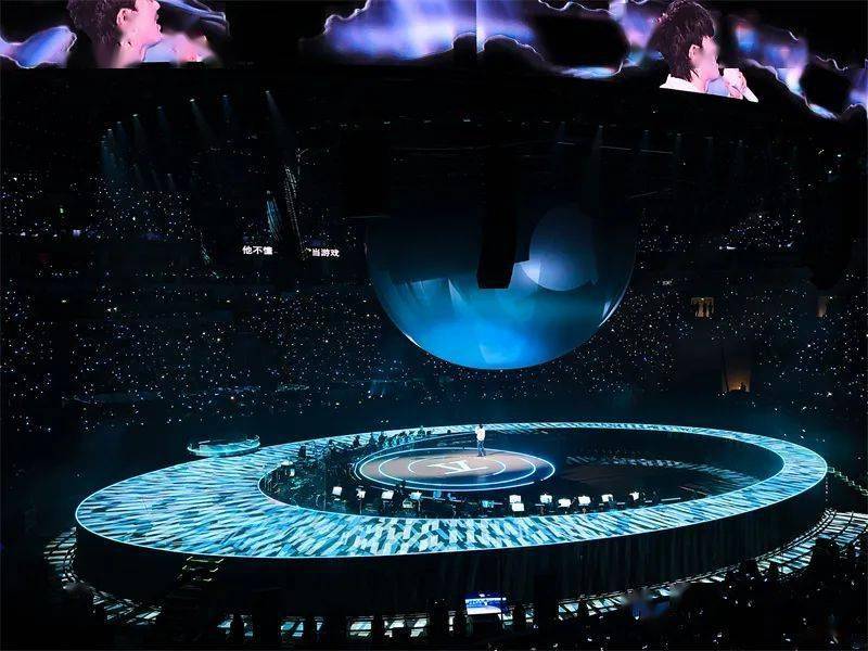 张杰「未·你好吗」2024跨年演唱会:"行星" "洛希极限",这个舞台太美