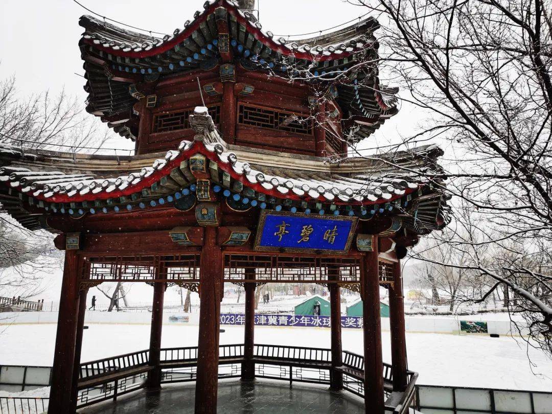 承德避暑山庄雪景图片