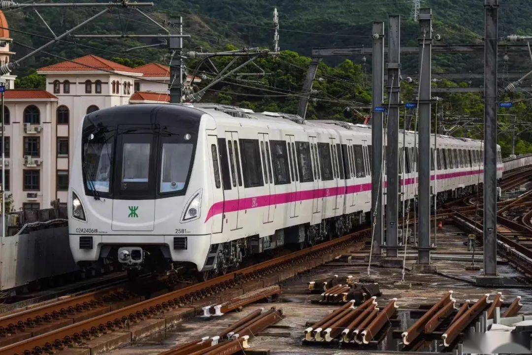 深港一卡通發行廣深港三地軌道交通實現乘車碼互通或互認全年智慧