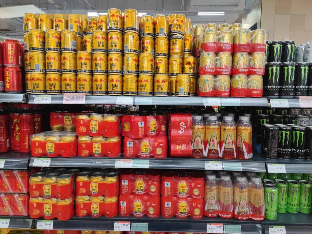 660亿饮料巨头坐不住了_东鹏_林木勤_中国