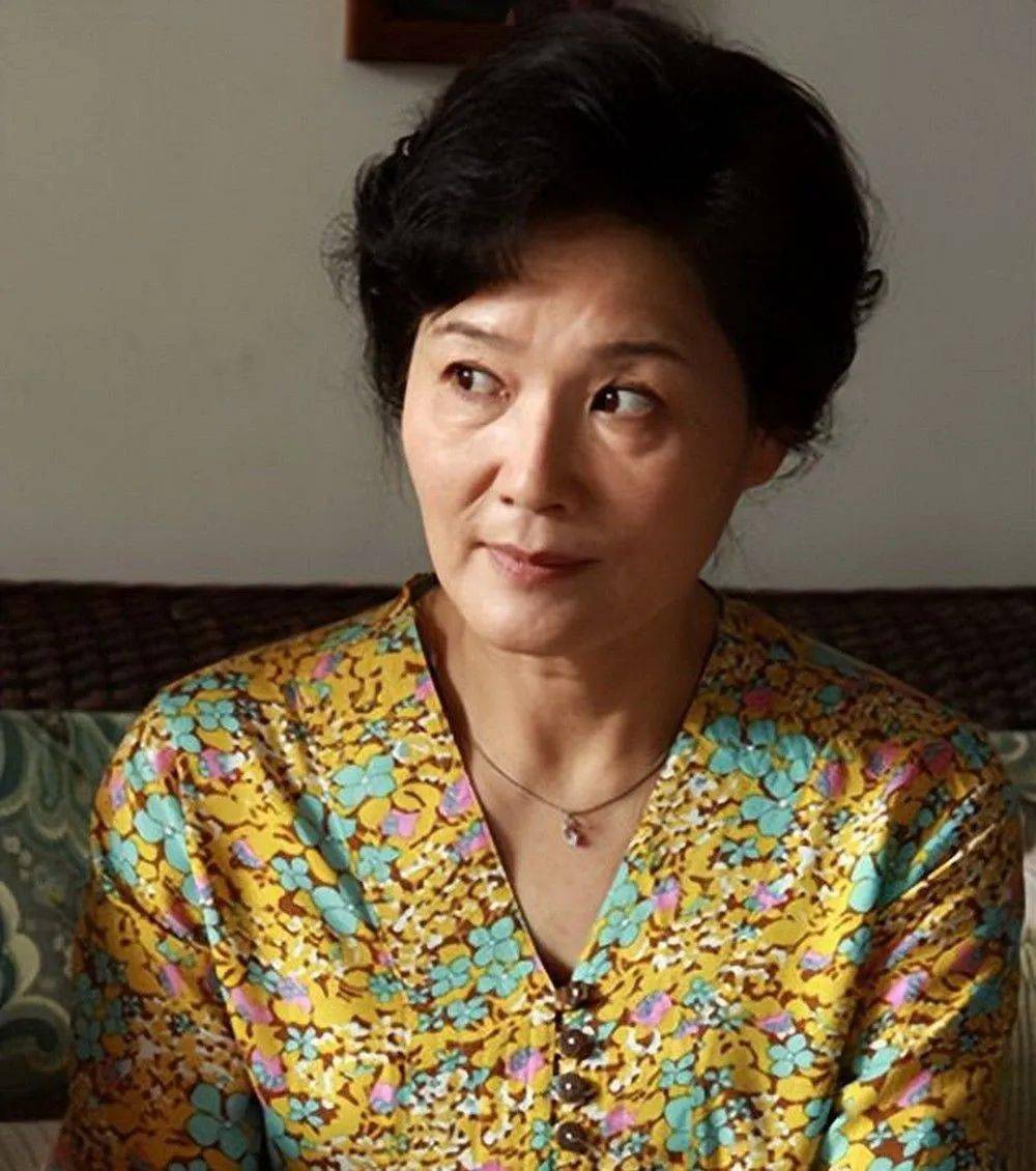 30多年后,《渴望》演员现状,有人离世,有人嫁豪门,有人做丁克_刘慧芳