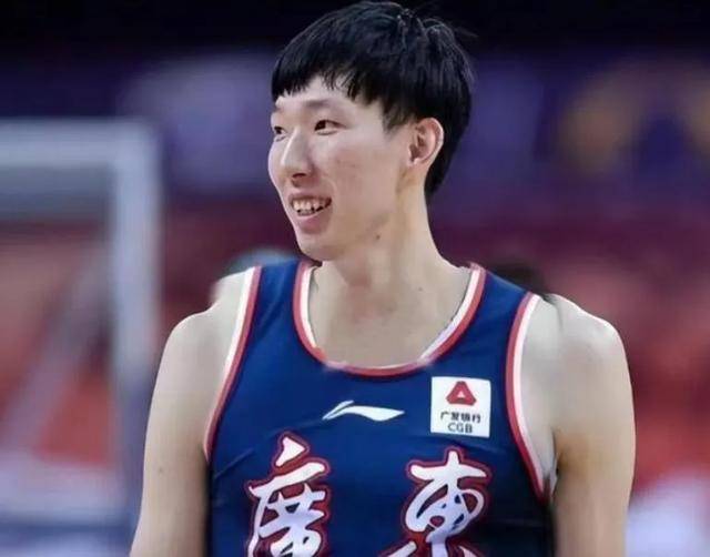 周琦受伤16天,再现身狙击辽宁,广东瞄准复仇战!_比赛_进攻_nba