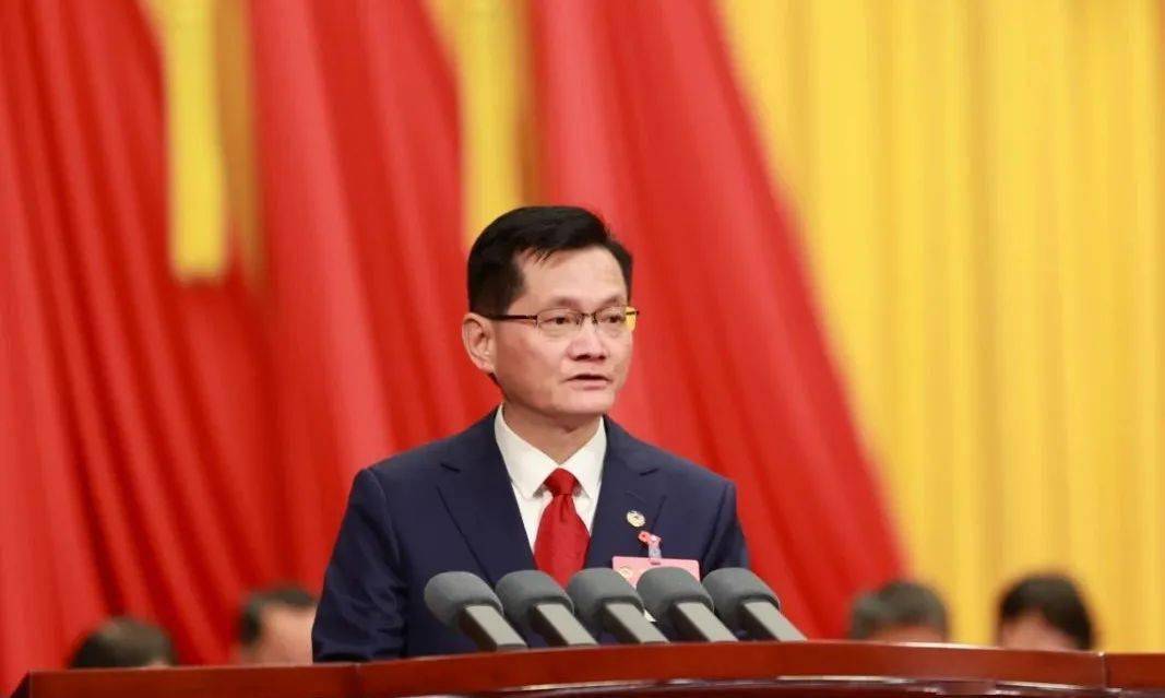 夏炜代表市工商联发言:深圳应抢占量子产业链"话语权"