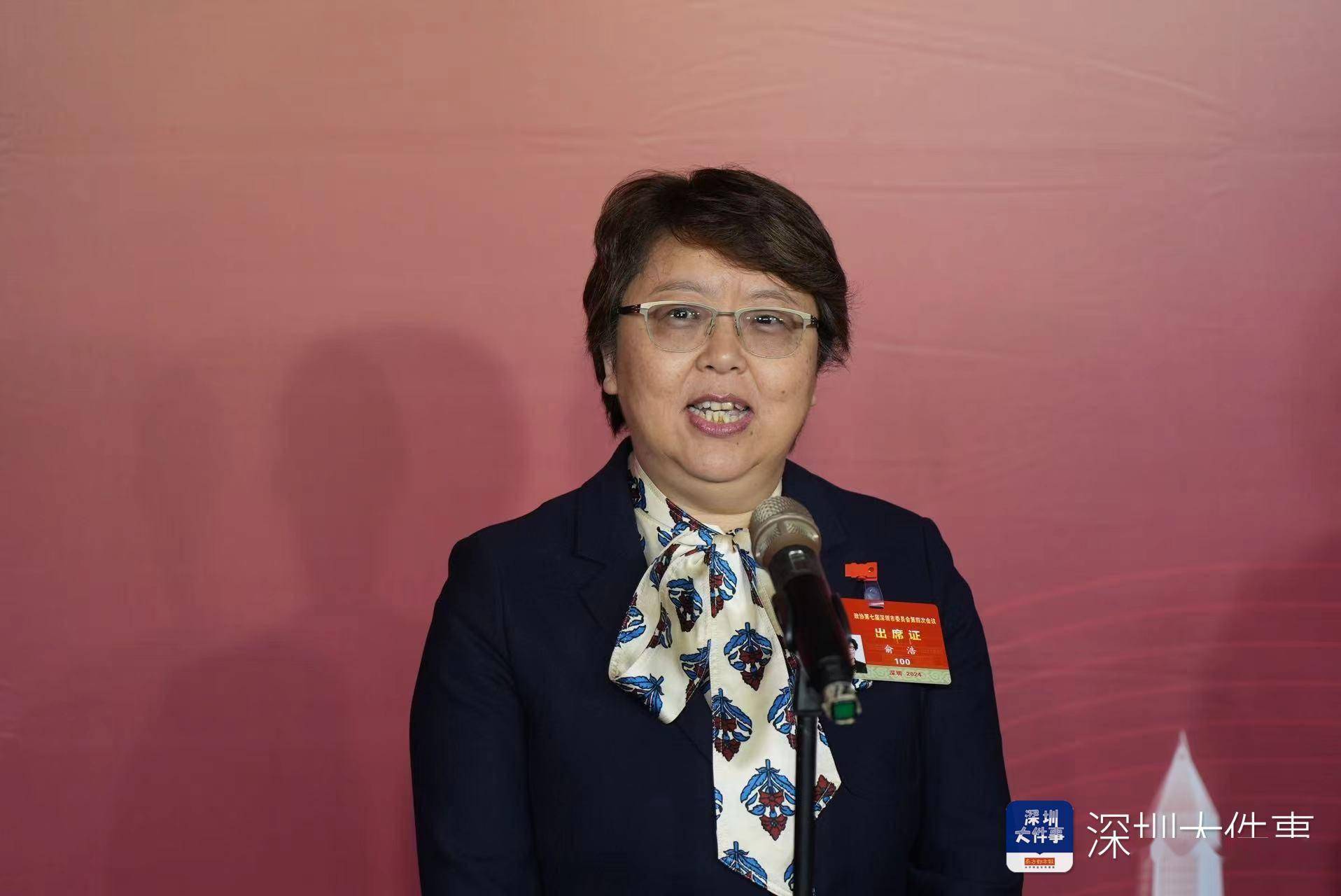 第二场“委员通道”开启，政协委员热议人工智能、知产保护