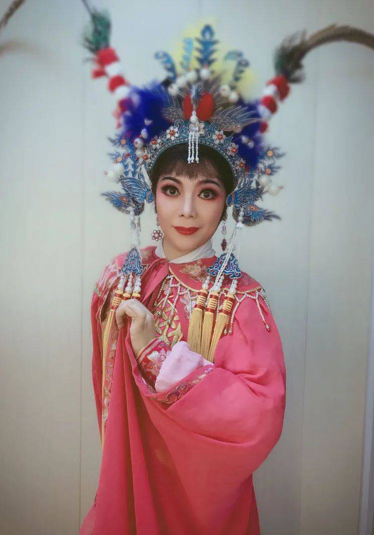 潮剧《穆桂英招亲》《井边会》《晨钟惊梦》《换偶记》选段精彩上演.