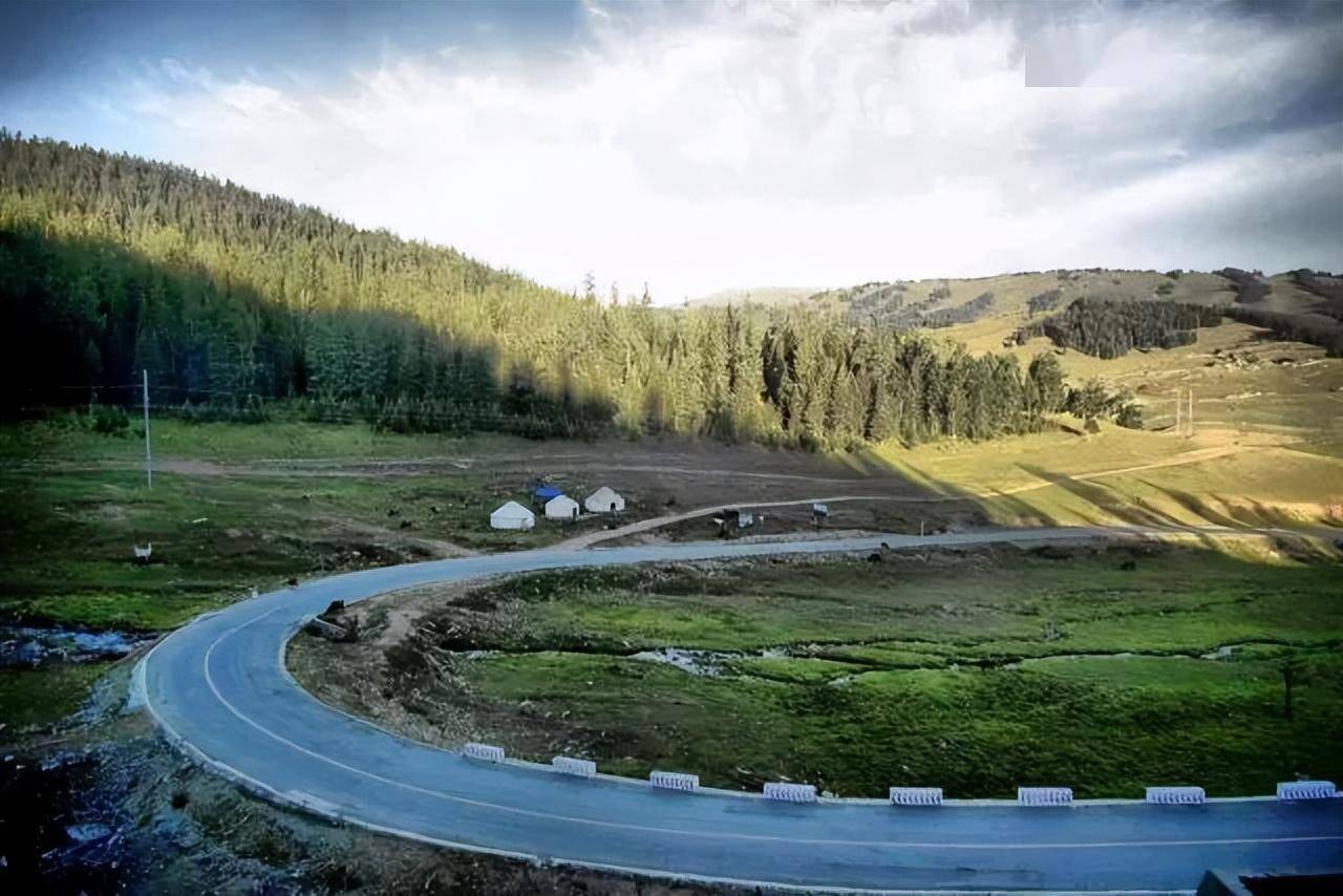 国内绝美的9条自驾公路,沿途风景名胜让你目不暇接,一路都是惊喜!