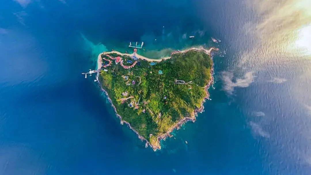 最后,由蜈支洲岛总裁孙林作总结发言.