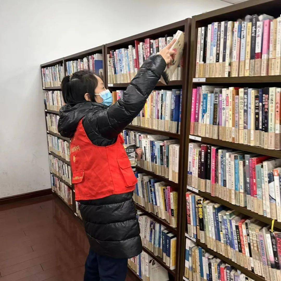 30图书馆活动_实践_工作_书籍
