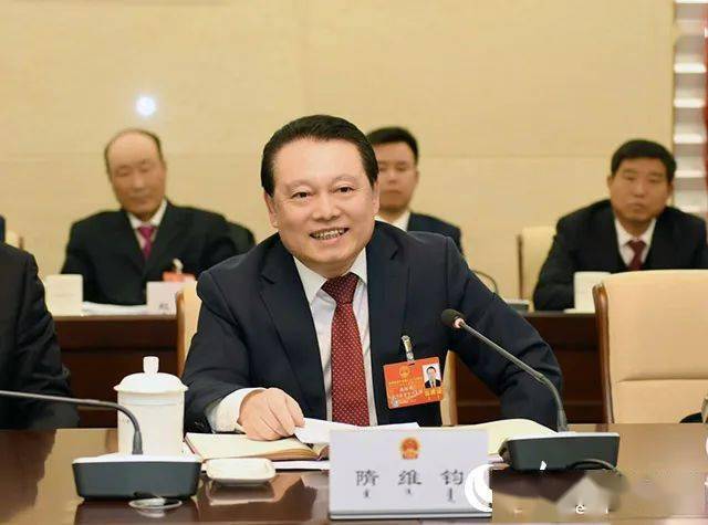 隋维钧代表:坚定信心 抢抓机遇 全力推动经济高质量发展_乌兰察布