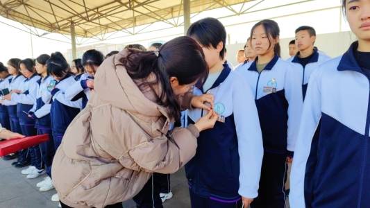 淄博市博山区实验中学举行新团员入团仪式