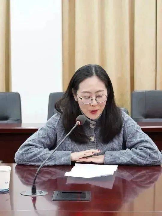 与会的朱金华老师,王佳欣老师,鲁华老师,张海东老师,罗佳伟老师,许园