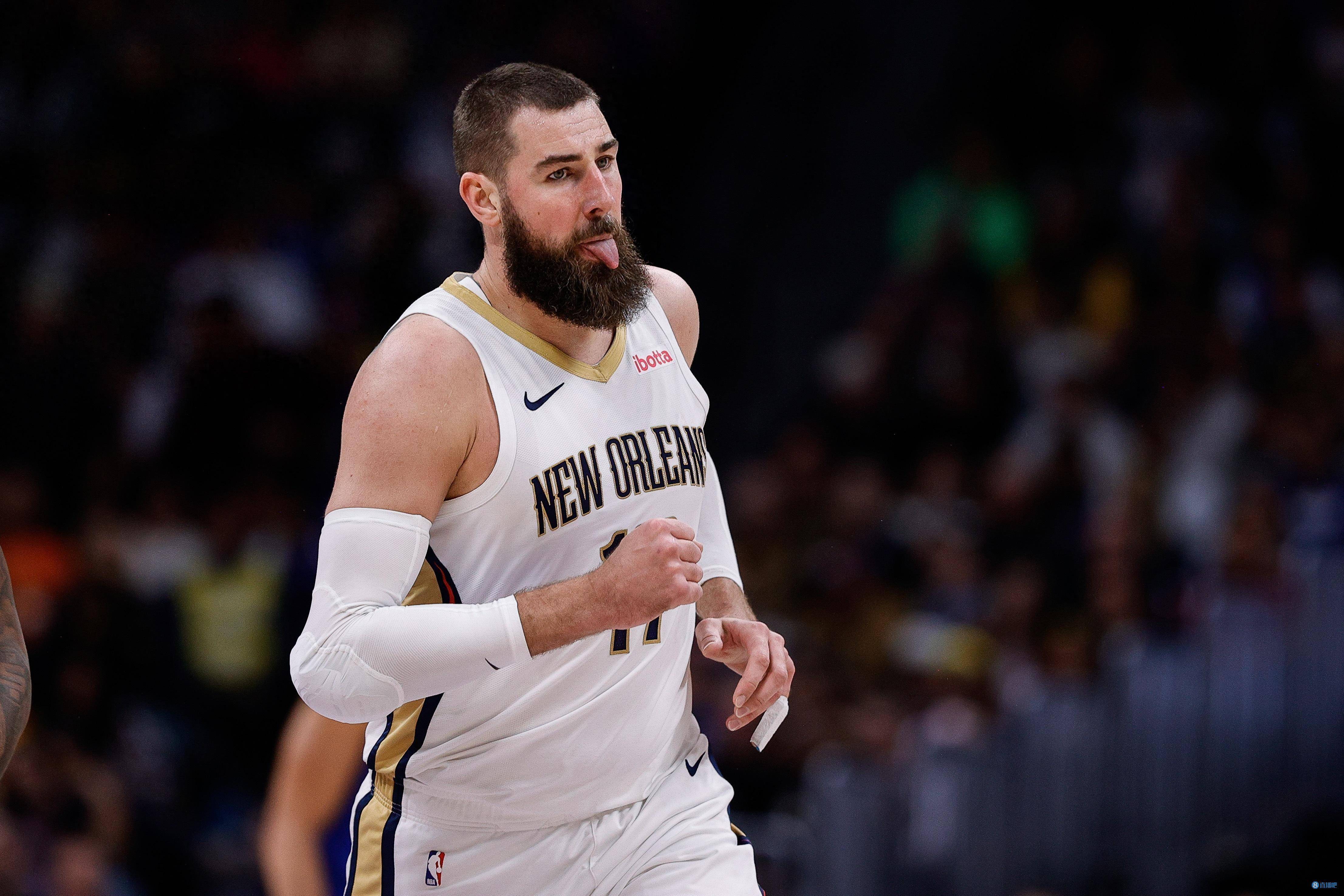 瓦兰丘纳斯15中10拿到25分114篮板_鹈鹕_助攻_常规赛