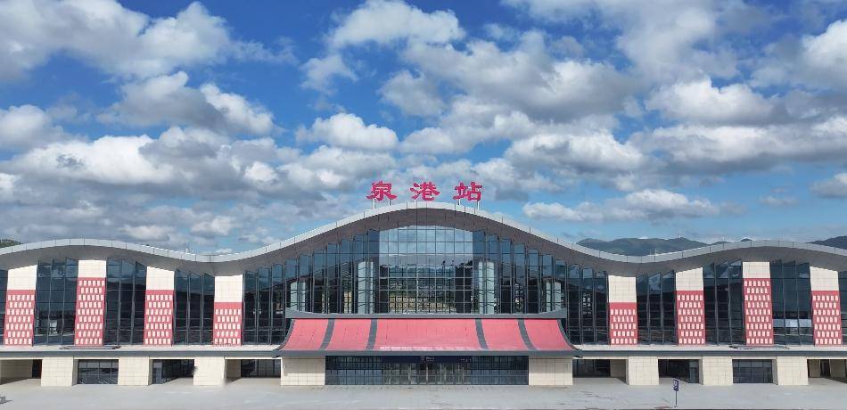 泉港高铁站停车场启用→_地下_交通_陈家辉