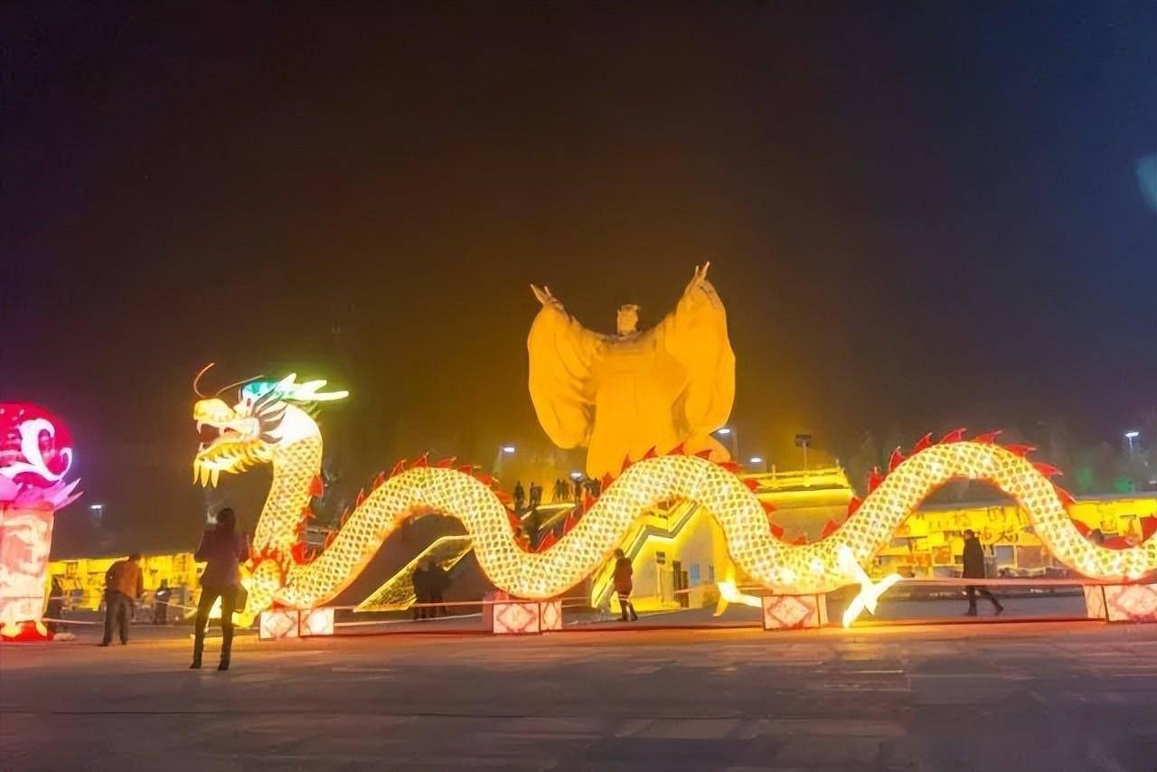 2024年2月地点:各大超市活动内容:组织相关企业在汉山广场开展新春