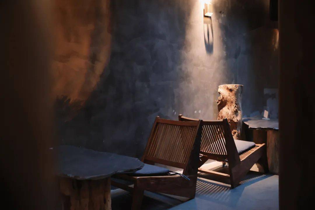 本文图片来自山茶花小姐官方视觉合作机构小野摄影工作室摄影师李俊晶