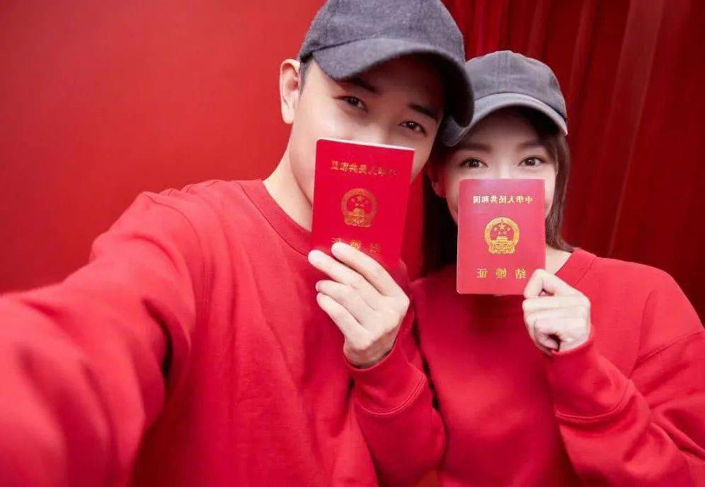 消失5年,她活成娱乐圈最爽的女人_唐嫣_家庭_角色