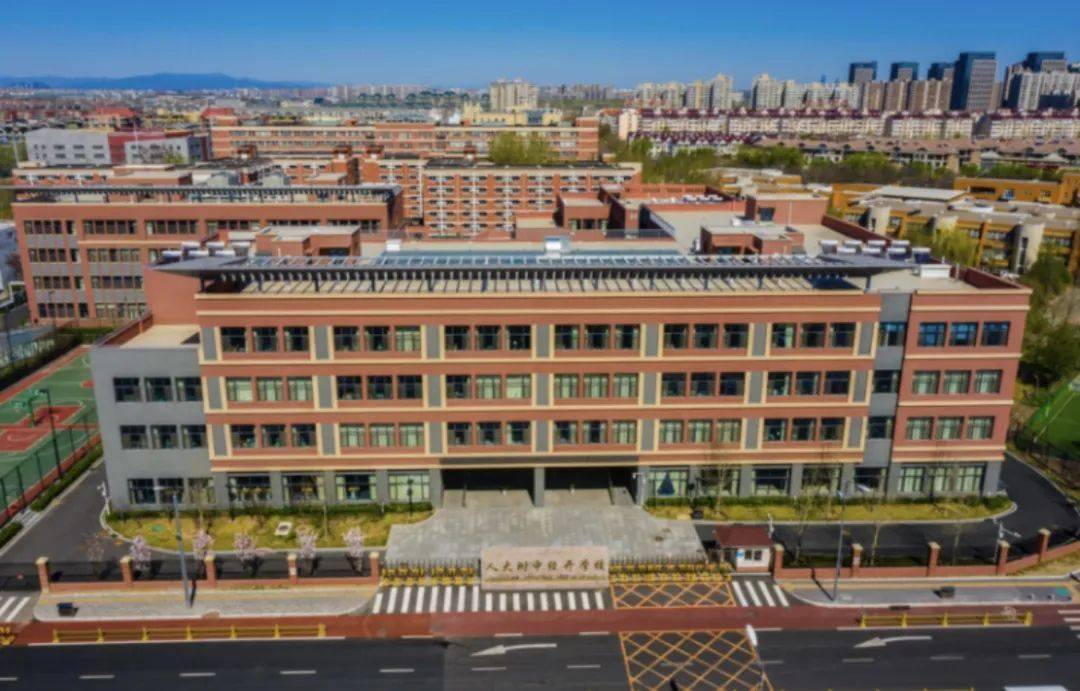 榆林中学换"帅"