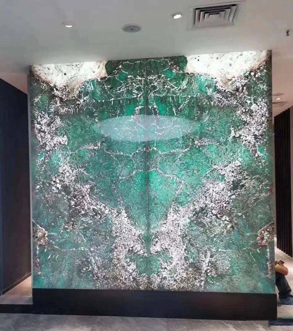 珍稀奢石亚马逊绿,绿色的诱惑无与伦比