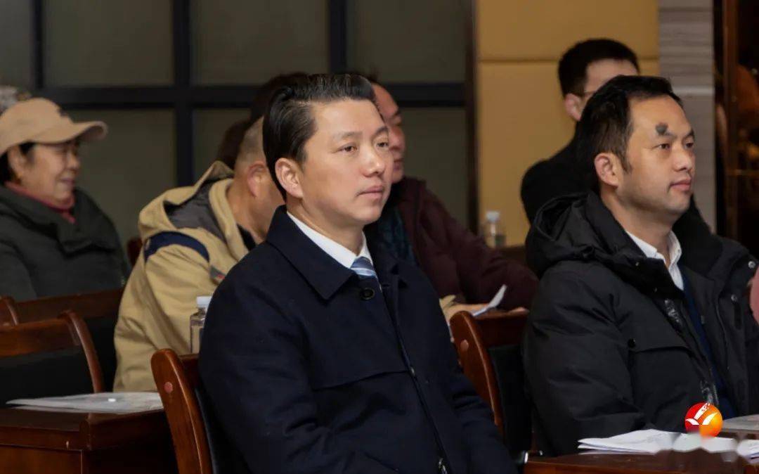 花垣县举行公共租赁住房分配现场会