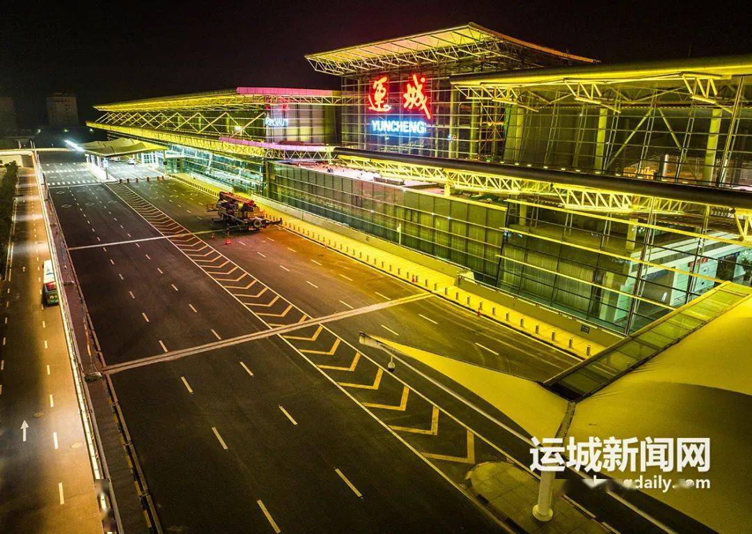 温州龙湾机场夜景图片图片
