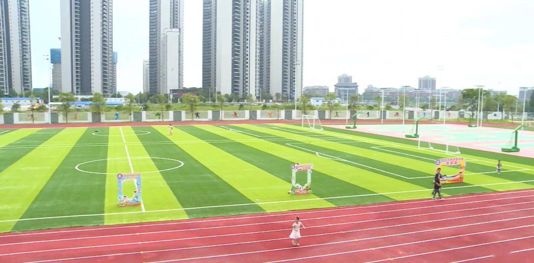 美好兑现丨保利在品质时代追求"高质发展"_江门_新城_城市