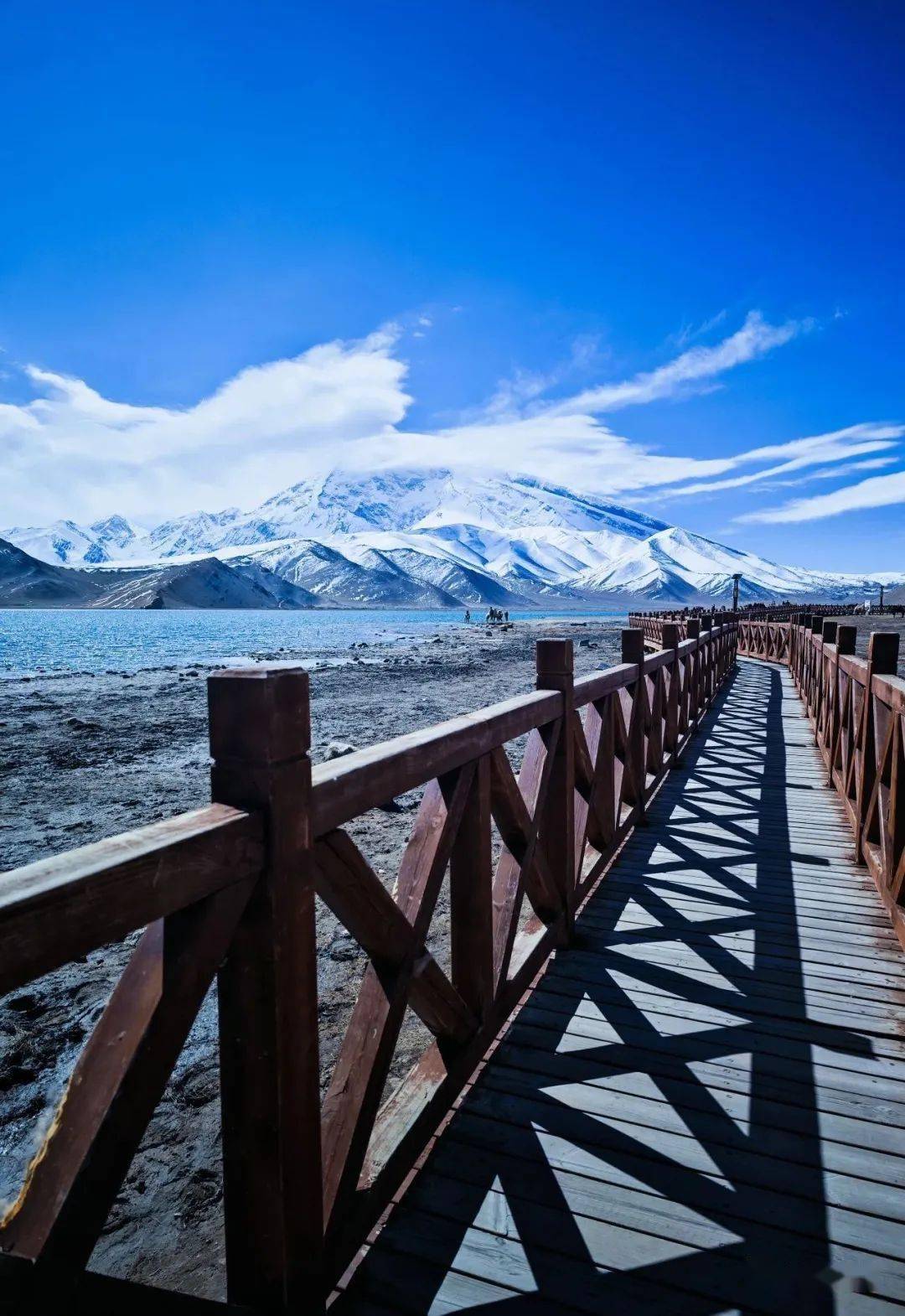 新疆:高原明珠喀拉库勒湖