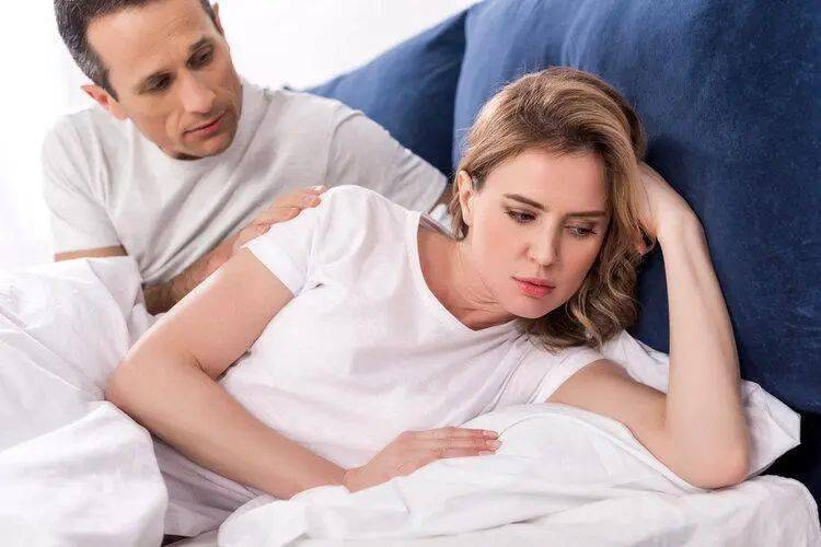 女性"用手"和"过性生活"有什么不同?不只是人数,还有这3点
