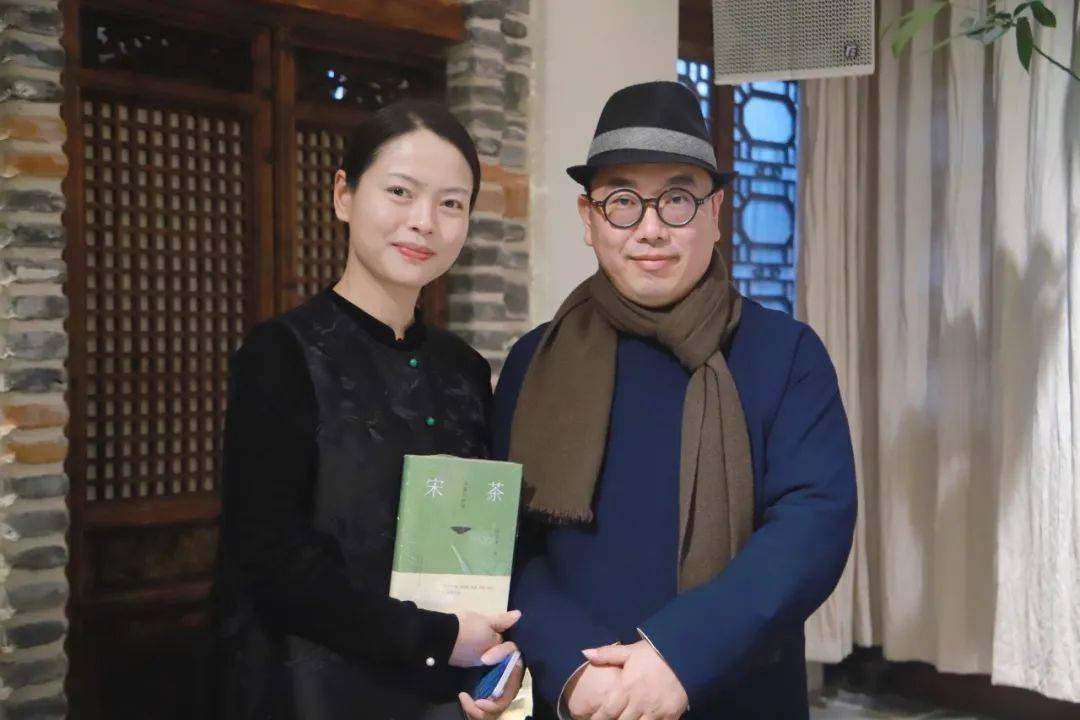 茶文化慢慢热起来了,周重林茶游浙江,上海与江苏的一!
