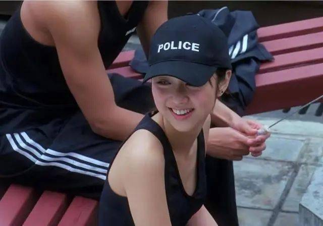 40岁薛凯琪,逆龄童颜获网友大赞,3大饮食秘诀 瘦身餐单大公开!