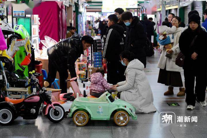 义乌国际商贸城玩具交易人气旺