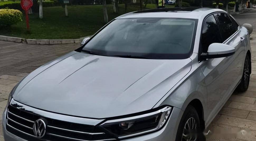 速腾280tsi dsg舒适型咋样?看下车主8个月用车反馈吧!