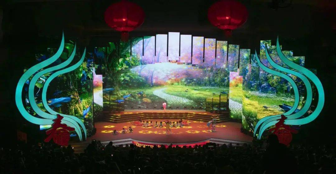 今年的包头春晚是懂观众的!_歌曲_城市_青春