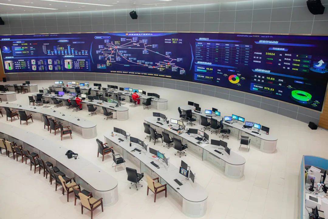 新疆油田:让"数字"说话 听"数字"指挥_生产_指挥中心_进行