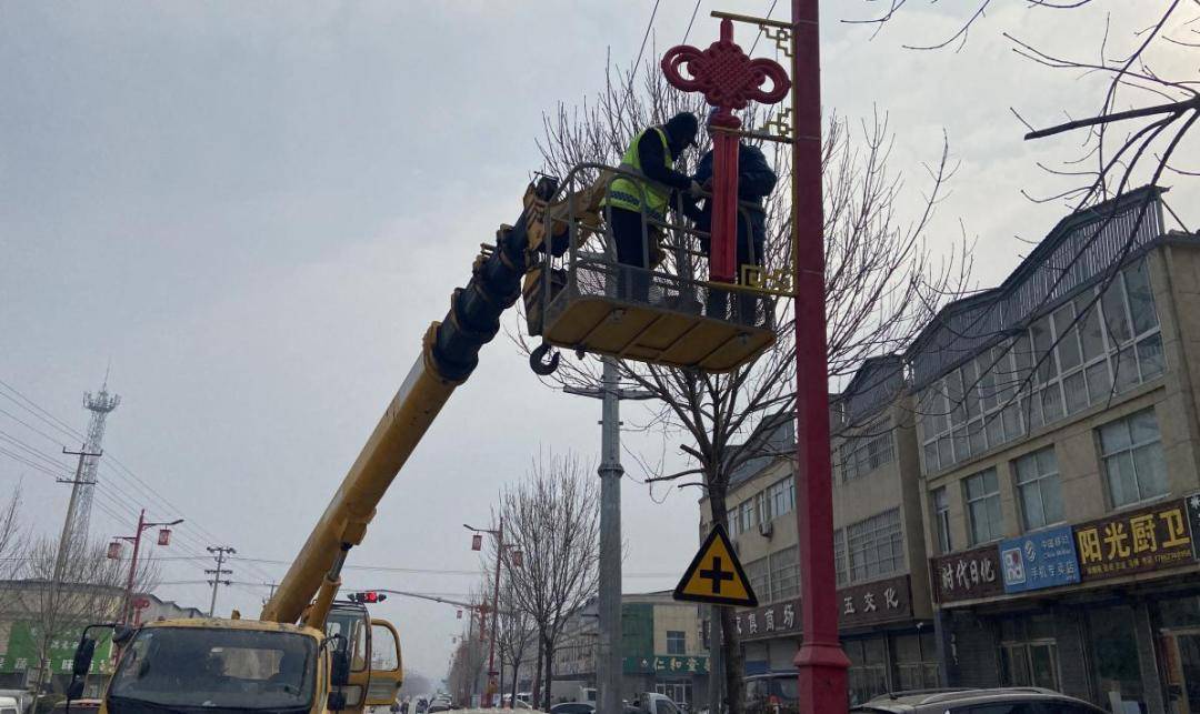 莒县乡村文化振兴|果庄镇:迎春灯饰亮起来,流光溢彩年
