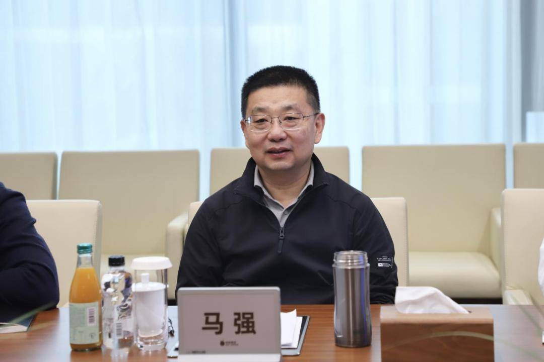 自治区林业和草原局党组成员,副局长马强带队拜访.