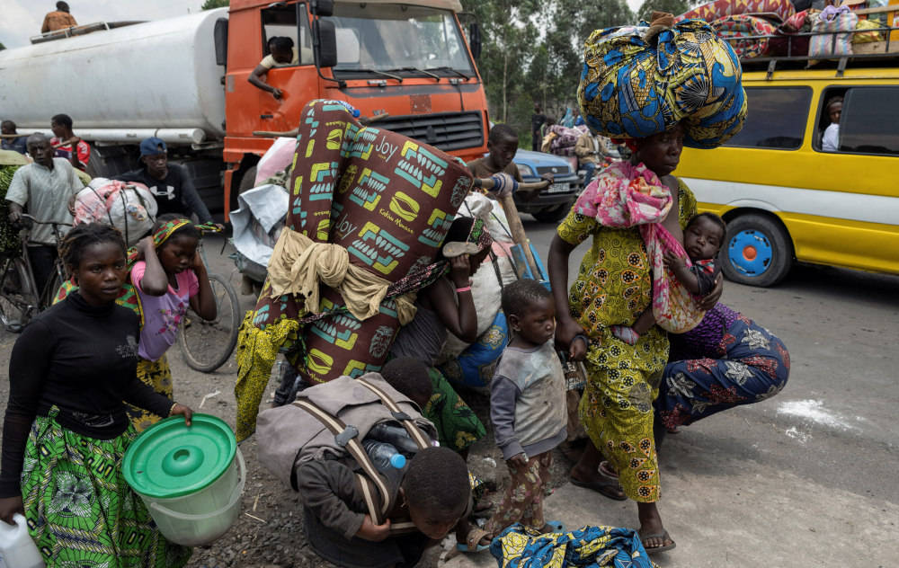 刚果(金)东部部分民众因战乱逃离家园_新华社_人们_地区