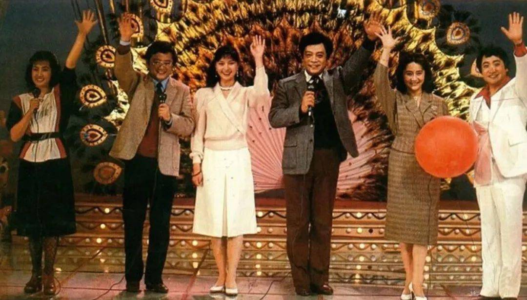 那些神仙艺术家"打架"的事,你肯定不知道._观众_黄一鹤_小品