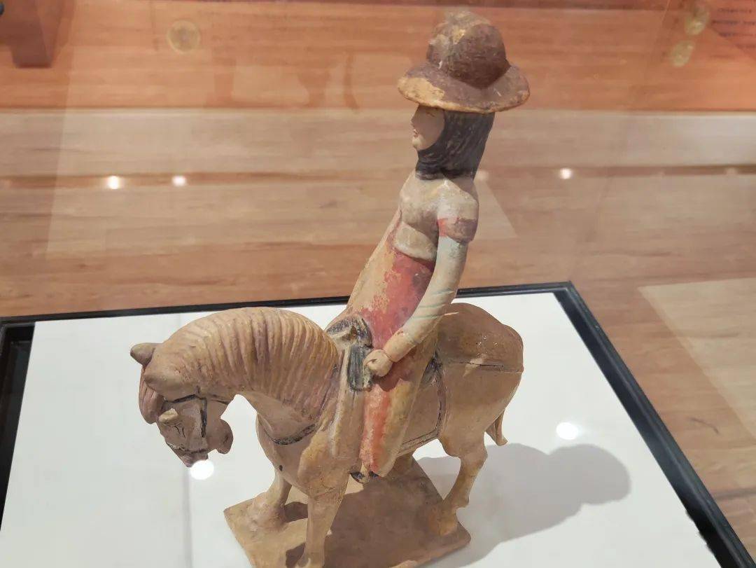 献礼新春|大唐西市博物馆"交相辉映——丝路遗珍中的"