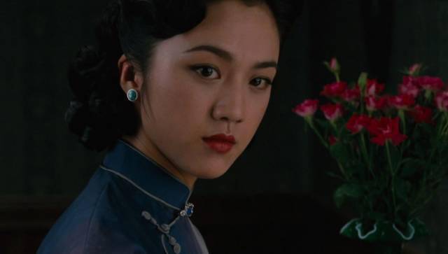 汤唯说,"生命很神奇,你永远不知道下一秒在前面等着你的是什么(youll