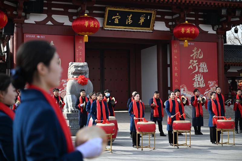 在华清宫过唐风龙年_游客_活动_文化