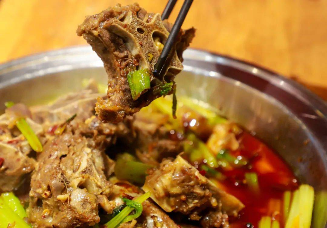 徐州这家烤羊头你还没吃过?_烧烤_李老板_烤制