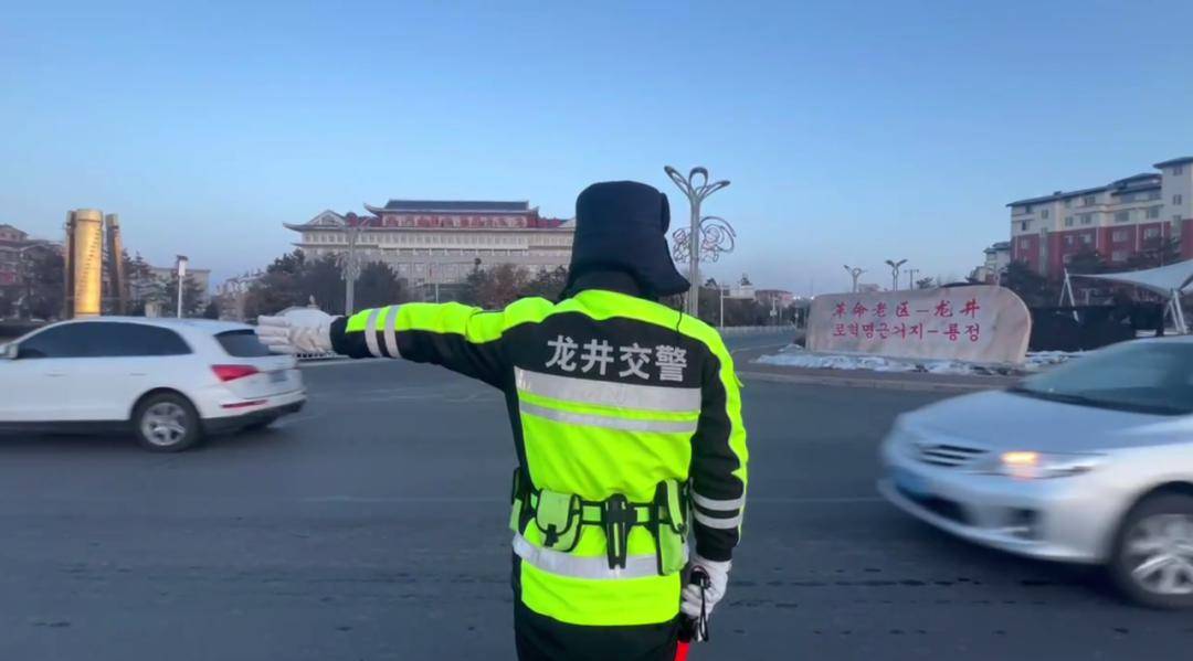春节我在岗 | 延边交警执勤忙,守护平安"不打烊"