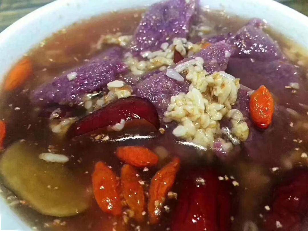 05薯酒千锤百炼后的鱼,只为这口劲道背后的传统与纯粹.