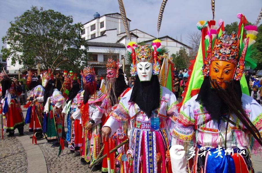 「新春走基层」安顺旧州地戏展演贺新春_表演_传统_演出