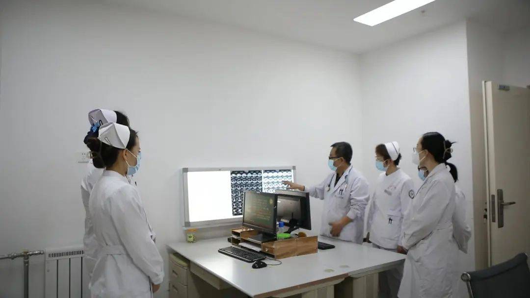 【新春走基层】金昌市中心医院呼吸二科护理团队:于平凡中见不凡_患者